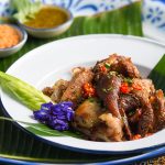 ขาหมูโบราณคั่วพริกเกลือ