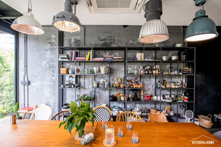 THYME by Skinhead Kitchen ครัวอินดัสเตรียลลอฟต์ของเชฟแบงค์ เจตะสานนท์