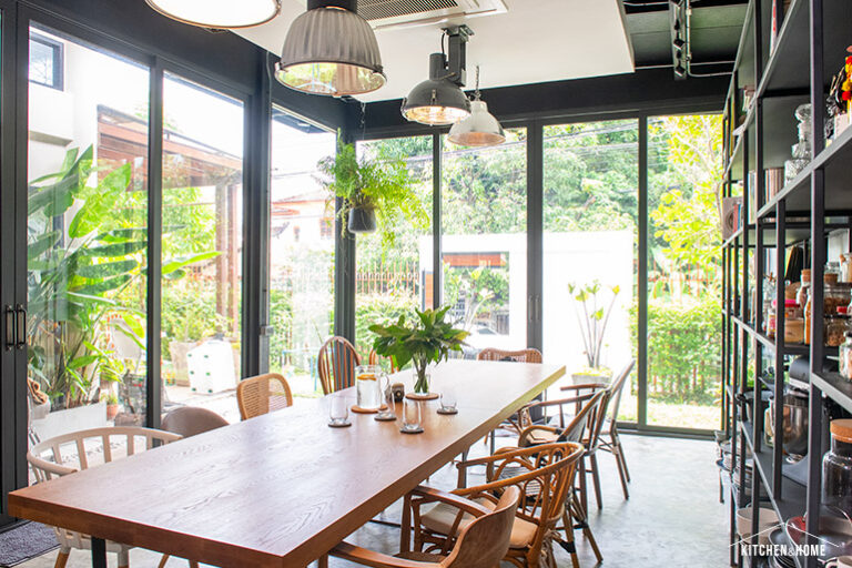 THYME by Skinhead Kitchen ครัวอินดัสเตรียลลอฟต์ของเชฟแบงค์ เจตะสานนท์